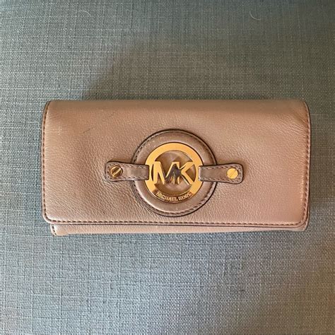 michael kors stockard carryall wallet|Satchels Michael Kors .